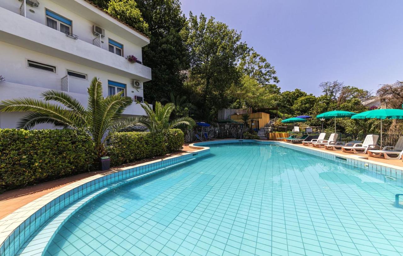 Bristol Hotel Lacco Ameno  Exterior foto